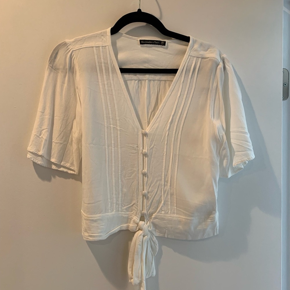 Abercrombie & Fitch top